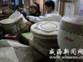 玉米苞葉不浪費(fèi) 搖身變成工藝品